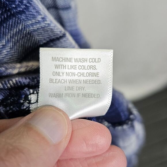 Westport 1962 Blue Flowy Plaid Button Down Shirt Size Small - Picture 7 of 8